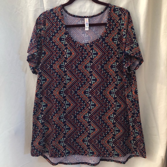 LuLaRoe Tops - Lularoe 2XL perfect tee